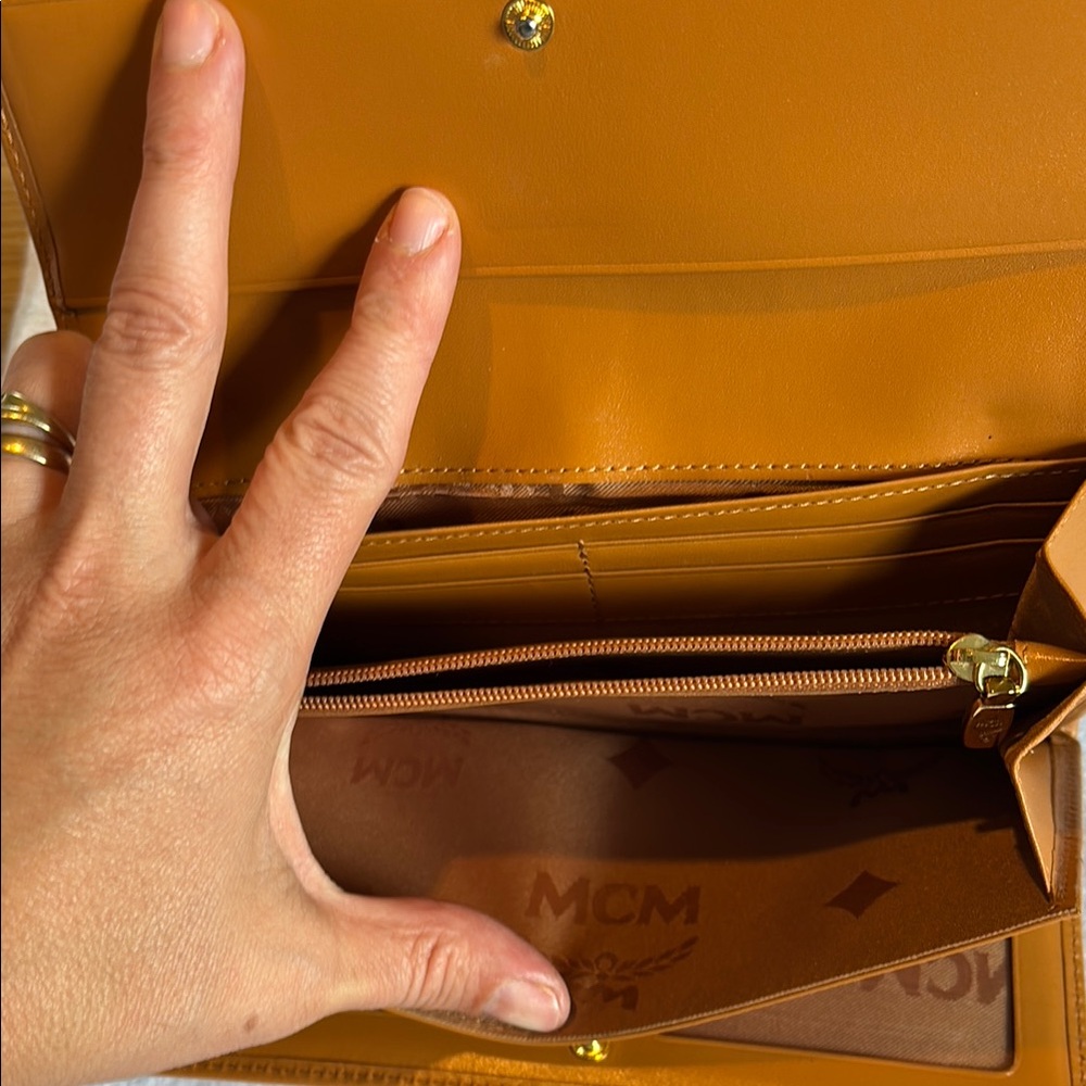 MCM limited edition Brown and Green Logo Wallet - Picture 7 of 16